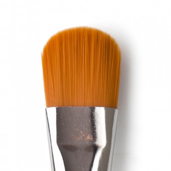 Кисть из нейлона овальная Kryolan 17М-3220; 17M-3220